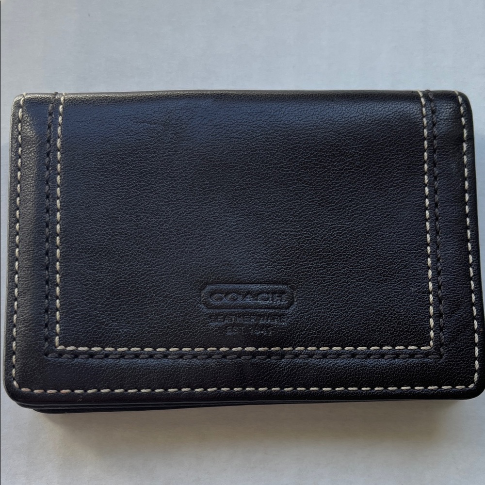 Vintage/ Y2K Coach Black Leather Card Holder